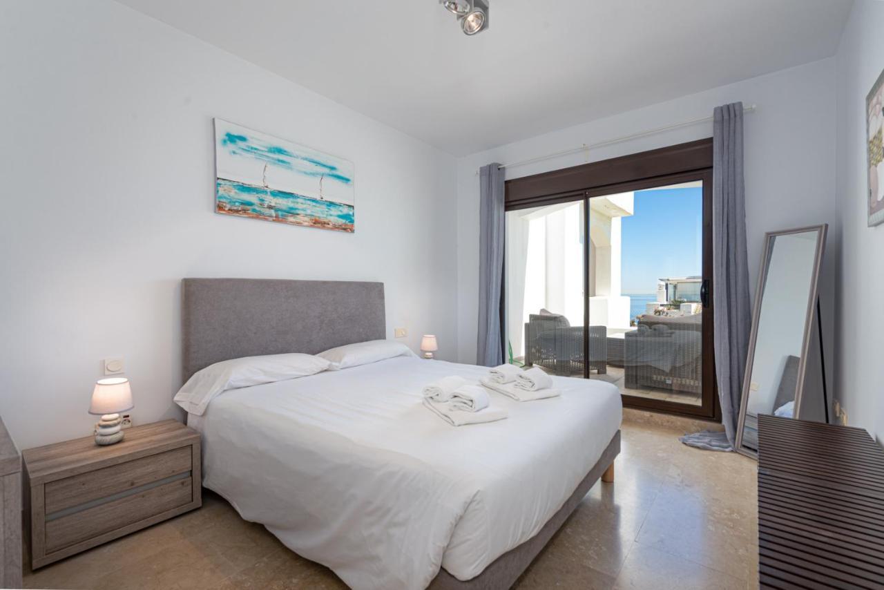 2149-Amazing Groundfloor 3 Bedrooms On Golf, Pools Alcaidesa Exterior foto